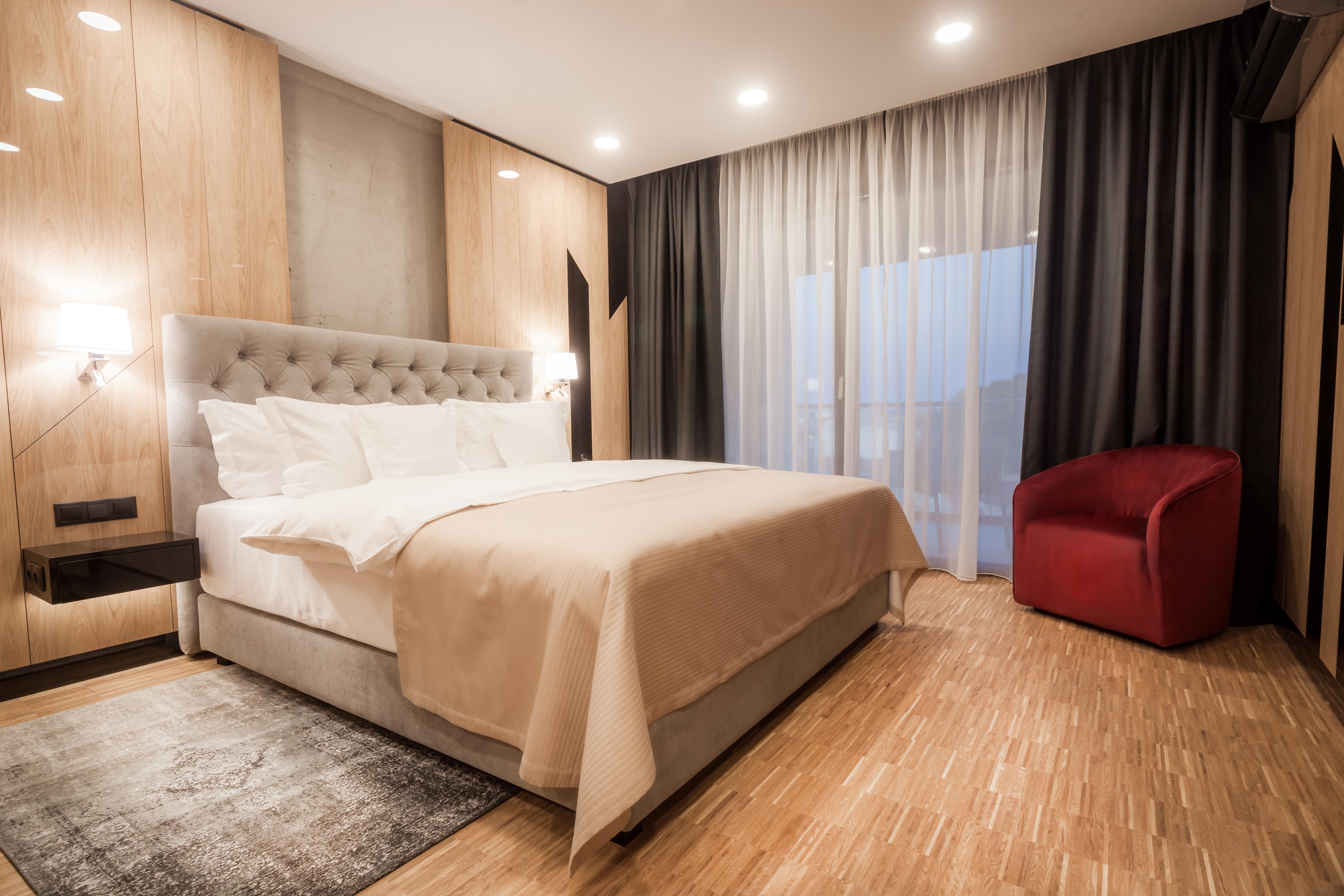 Hotel Platinia クルージュ＝ナポカ エクステリア 写真 A bedroom
