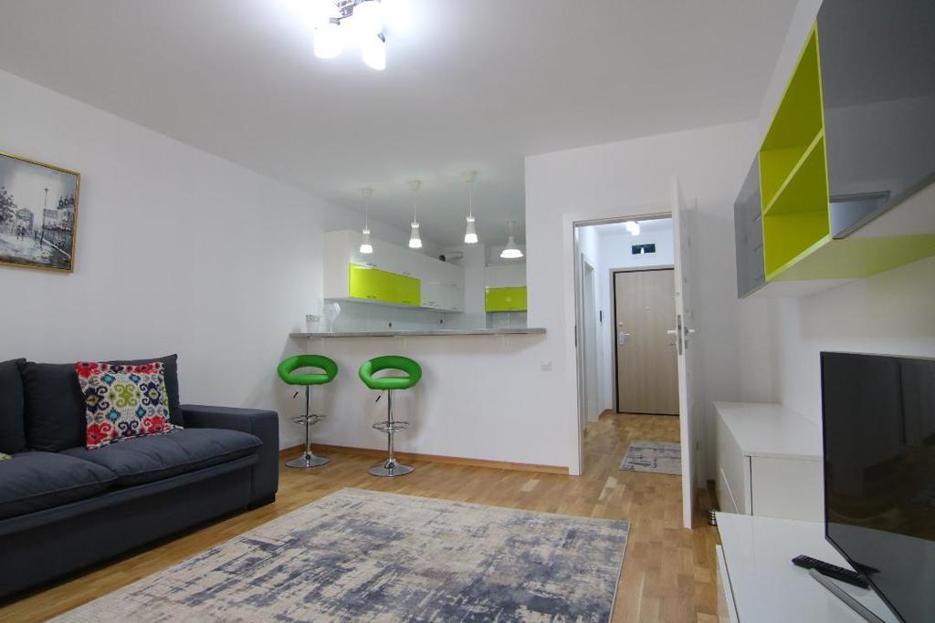Hotel Platinia クルージュ＝ナポカ エクステリア 写真 A studio apartment in Warsaw, Poland