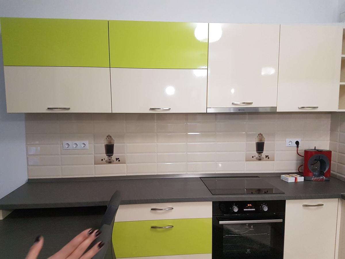 Hotel Platinia クルージュ＝ナポカ エクステリア 写真 A modern kitchen